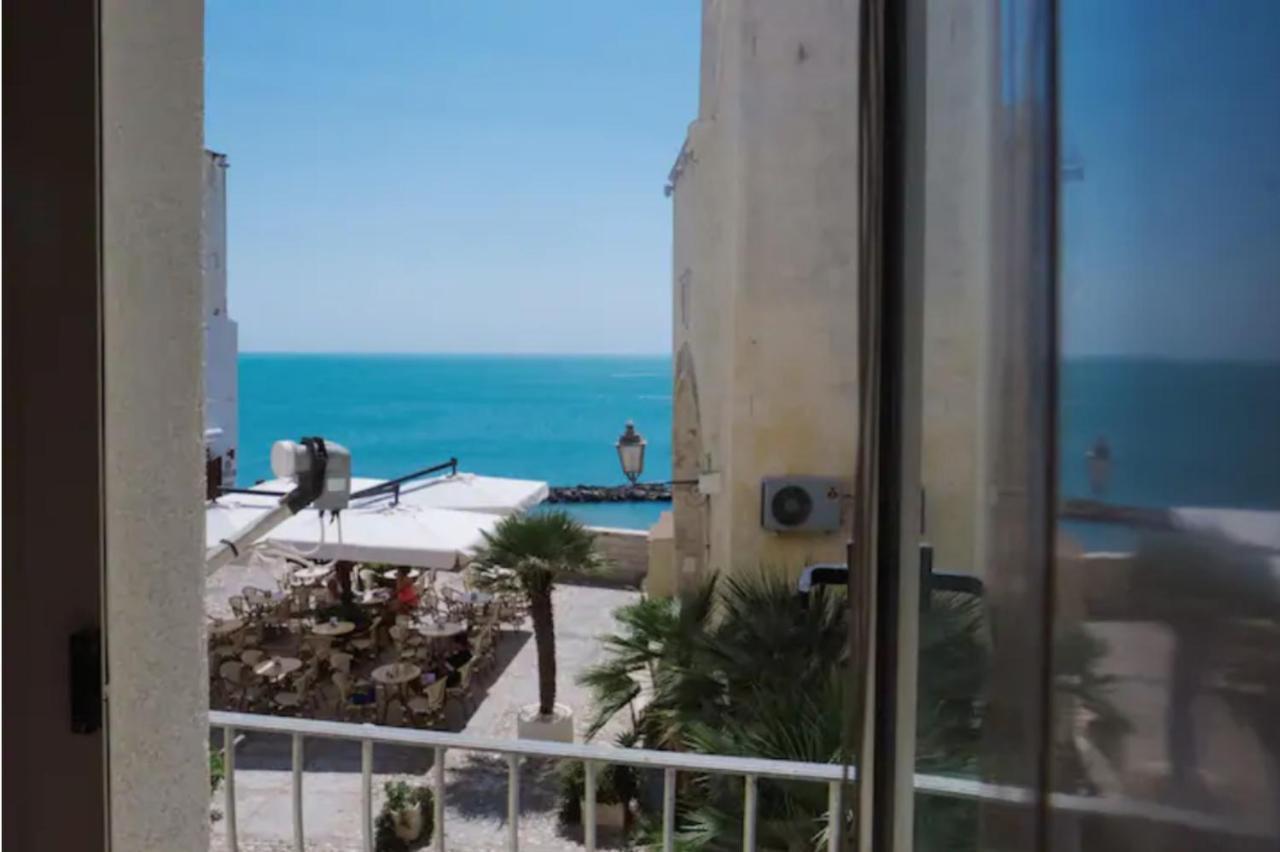 Amare Vieste, Central Apartment Sea View Buitenkant foto